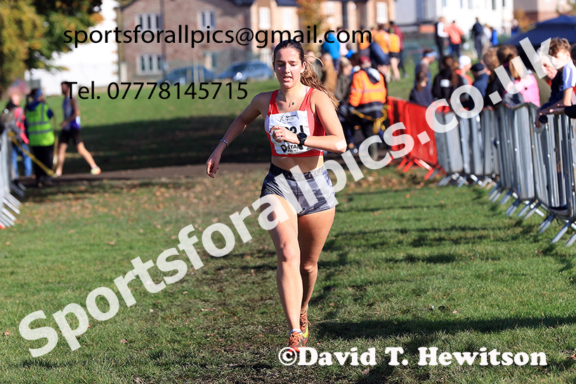 Senior women, 2024 Northern Cross Country Relays, Graves Park, Sheffield.   Photo: David T. Hewitson/Sports for All Pics
